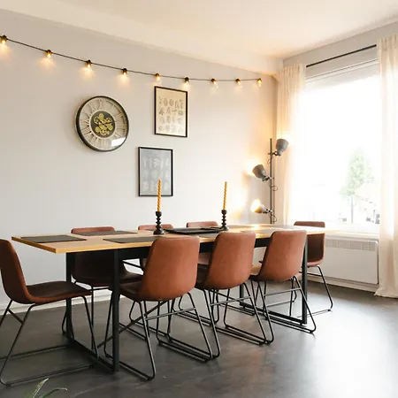 Industrial Fuer 8 - Gemeinsam Auf Reisen Apartment *